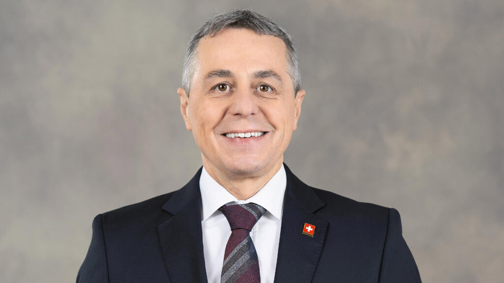Bundesrat Ignazio Cassis im Porträt. Bild: Béatrice Devènes / Bundeskanzlei