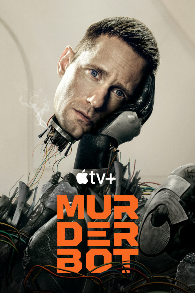 Serienposter mit Schriftzug. Ein humanoider Roboter mit einem menschlichen Gesicht. Der Kopf lehnt seitlich gegen eine mechanische Hand. Kabel und Maschinenteile ragen aus dem Halsbereich heraus.